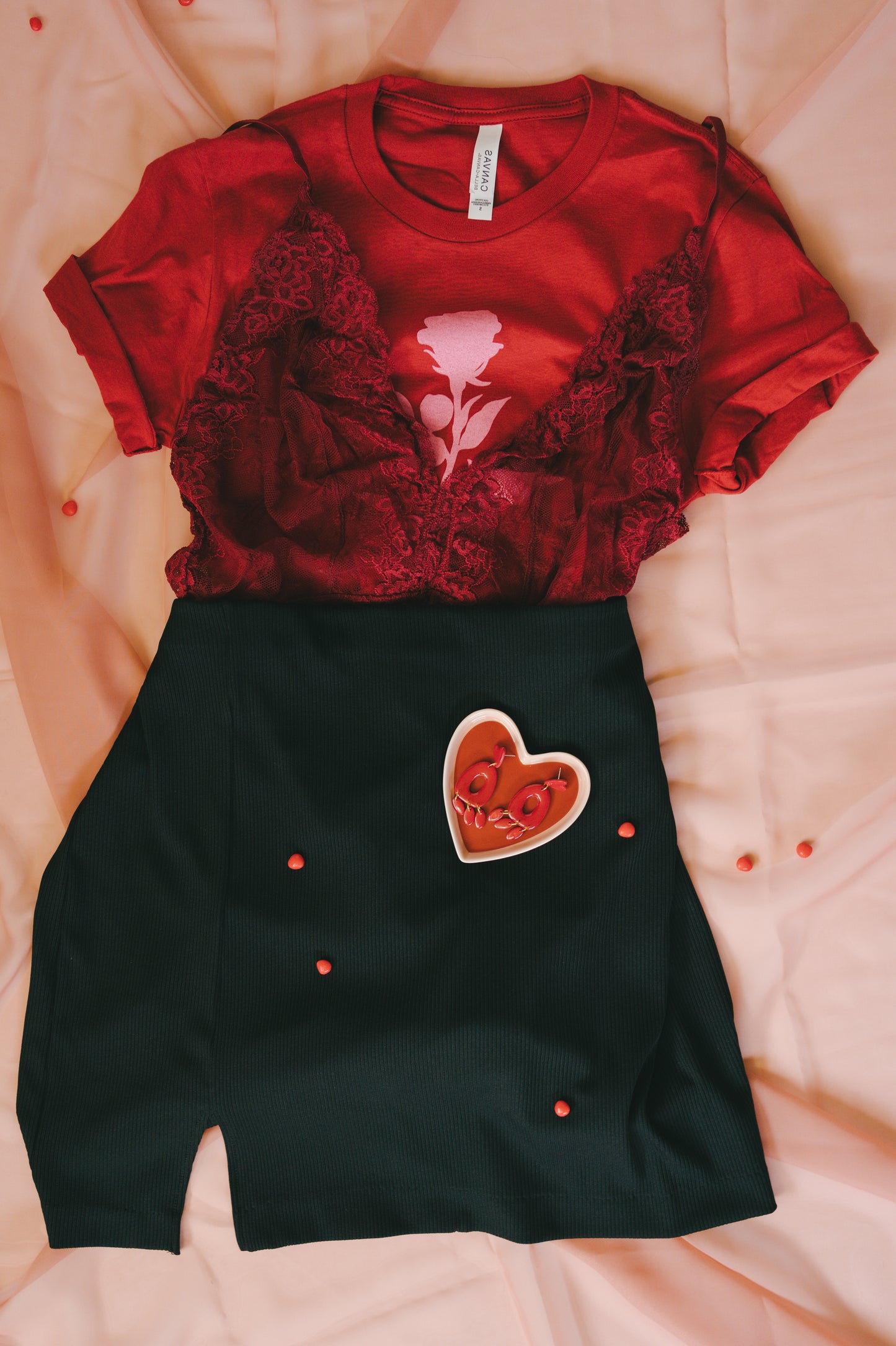 red and pink rose silhouette tee