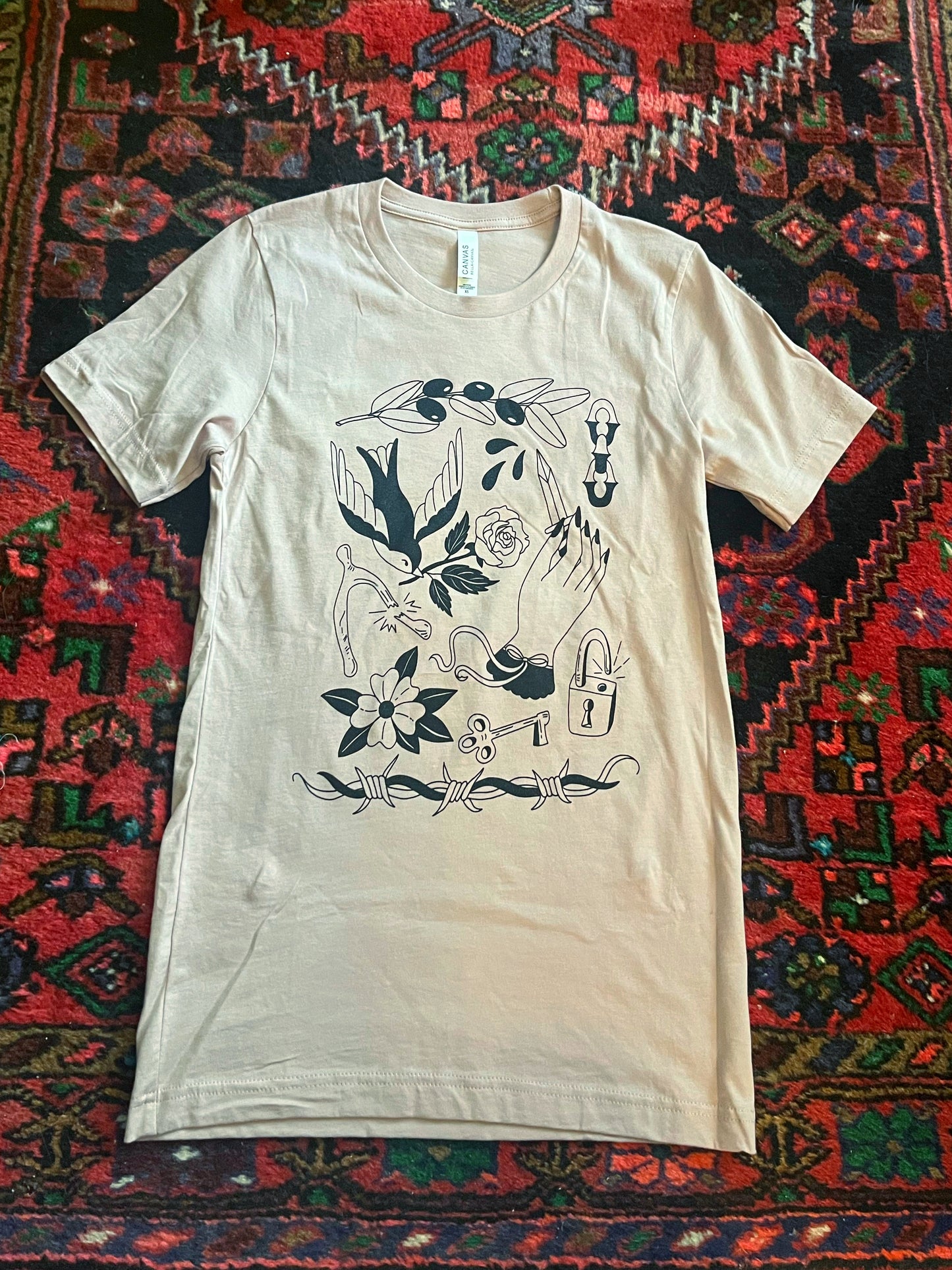 soft flirt flash tee