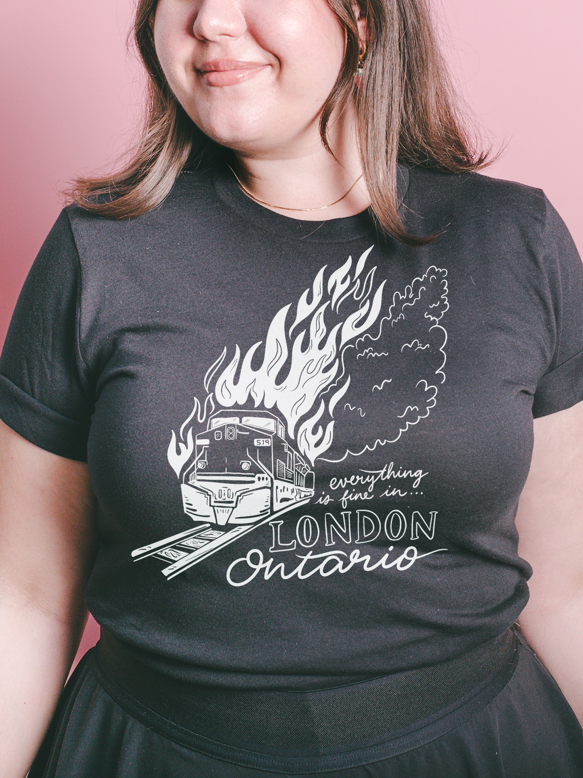 everything is fine tee black