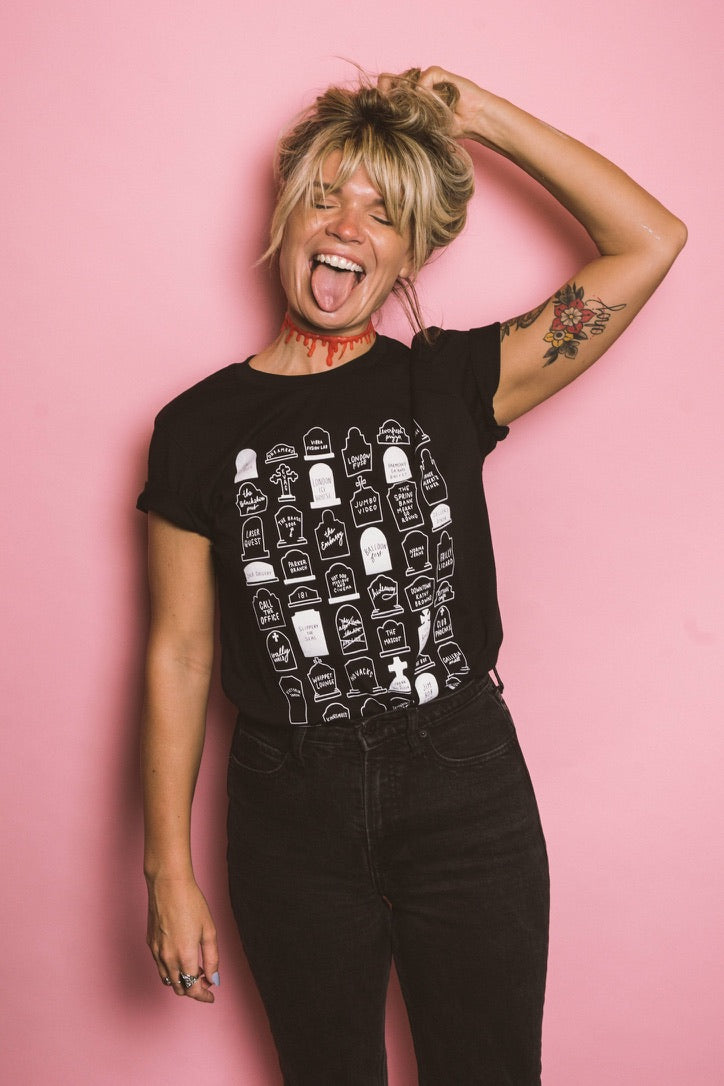 lost loves of london black tee